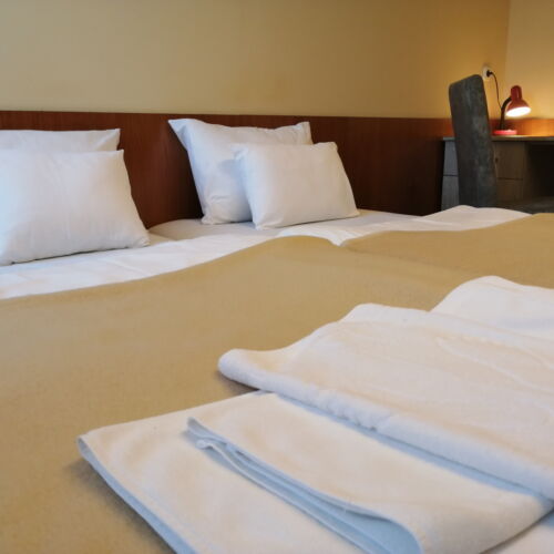 Apartament standard cu 2 camere pentru 4 pers.