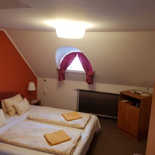 Family Vierbettzimmer Obergeschoss (Zusatzbett möglich)