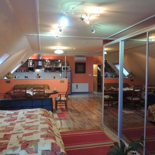 Apartament family cu balcon cu 1 camera pentru 4 pers.