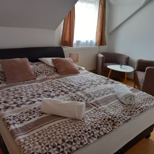 Standard  Pokoj s manželskou postelí