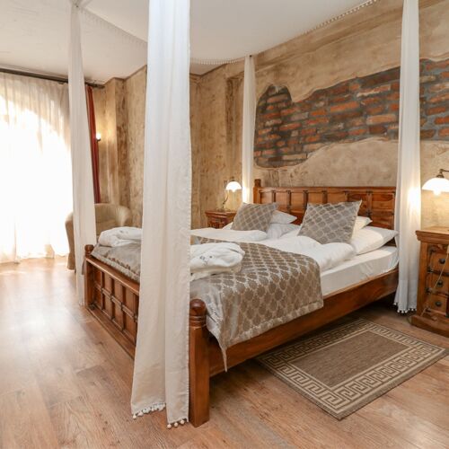 Camera dubla conac cu terasa