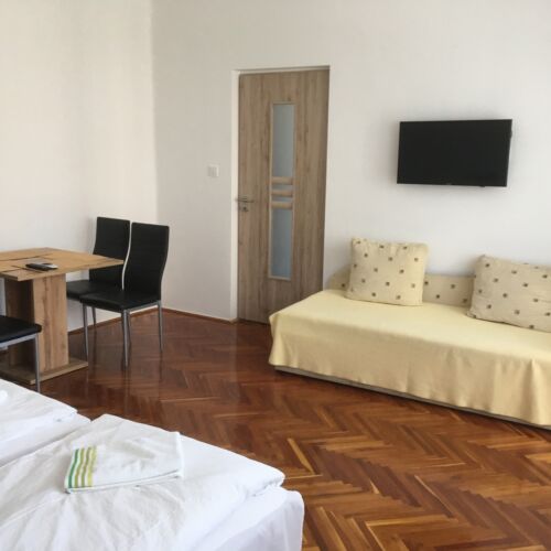 Apartament 4-osobowy Komfort Family z 2 pomieszczeniami sypialnianymi (możliwa dostawka)