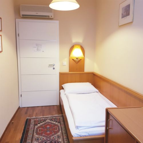 Comfort Single Room