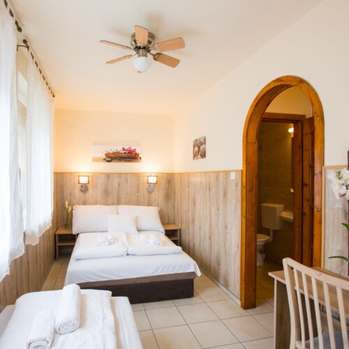 Pokój 3-osobowy Standard z łazienką