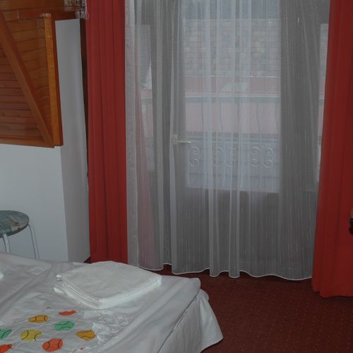 Camera dubla cu balcon c