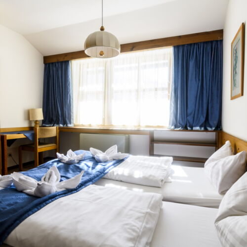 Apartament family cu balcon cu 2 camere pentru 7 pers.