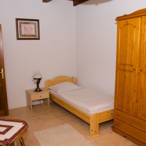 Classic Ground Floor Twin Room