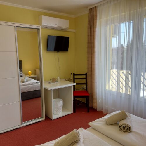 Standard Balcony Single Room