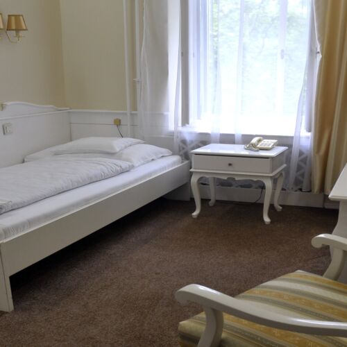 Camera single economy