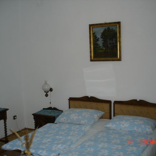 Apartament classic la parter cu 1 camera pentru 2 pers.