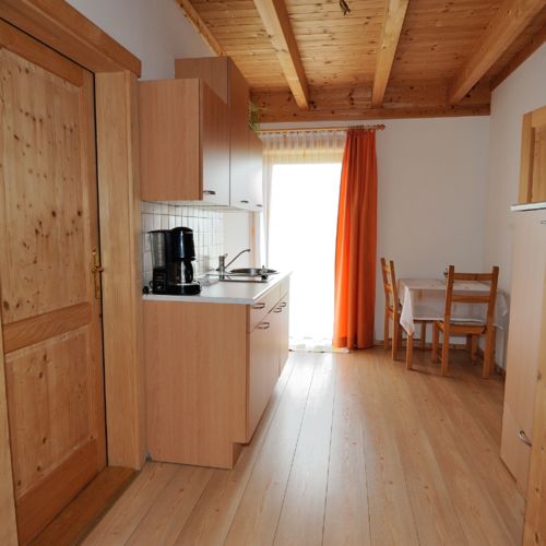 Economy 1-Zimmer-Apartment für 2 Personen mit Balkon