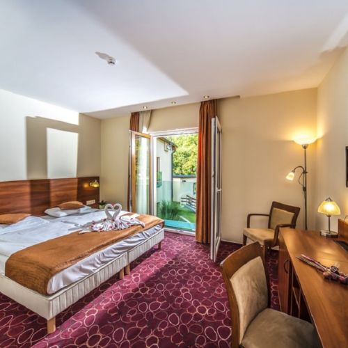 Superior Twin Room ensuite (extra bed available)