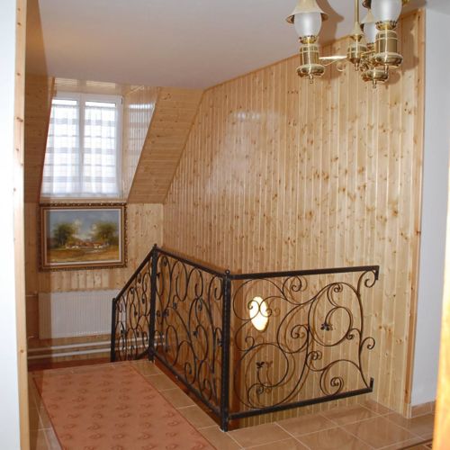 Apartament 4-osobowy na piętrze z widokiem na las z 2 pomieszczeniami sypialnianymi