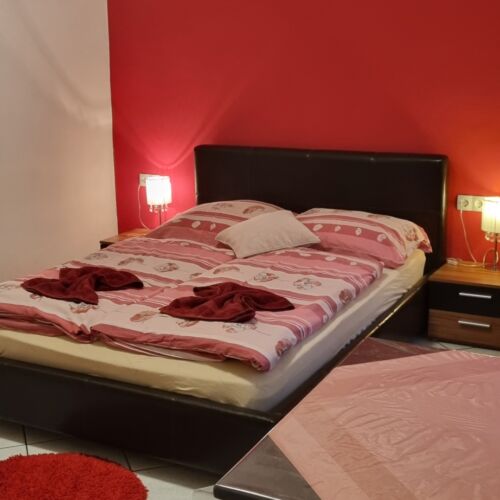 Apartament 2-osobowy na parterze Romantyczny z 1 pomieszczeniem sypialnianym (możliwa dostawka)