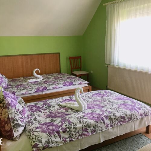 Pokoj s balkónem pro 2 os. na poschodí