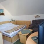 Studio Upstairs Double Room (extra bed available)