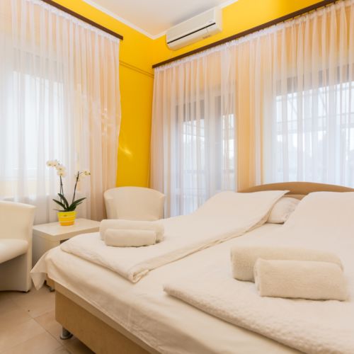 Camera dubla cu balcon