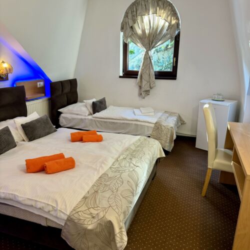 Pokój 3-osobowy na poddaszu