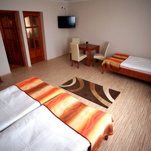 Apartament standard la parter cu 1 camera pentru 4 pers.