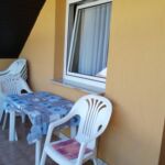 Emeleti erkélyes 10 fős apartman 3 hálótérrel