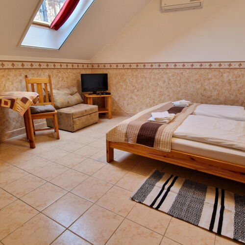 Apartament 2-osobowy na poddaszu z klimatyzacją z 1 pomieszczeniem sypialnianym