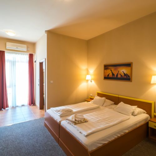 Pool Side Ground Floor 1-Room Apartment for 2 Persons