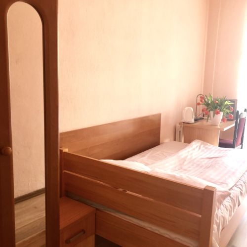 Városra néző Standard háromágyas szoba