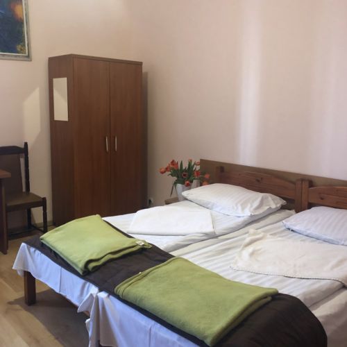 Városra néző Economy egyágyas szoba