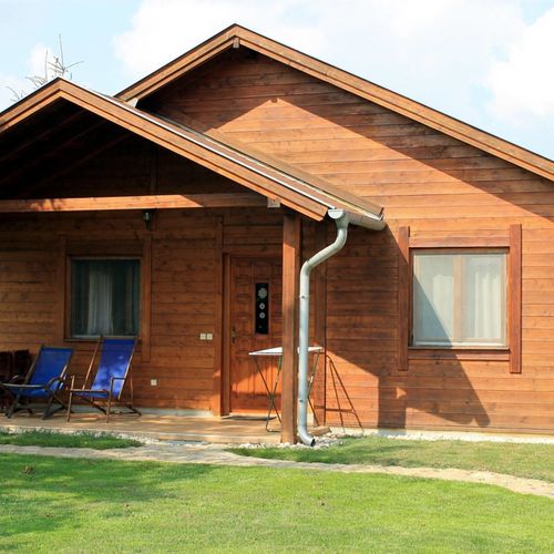 Domek drewniany 4-osobowy parterowy z widokiem na ogród (możliwa dostawka)