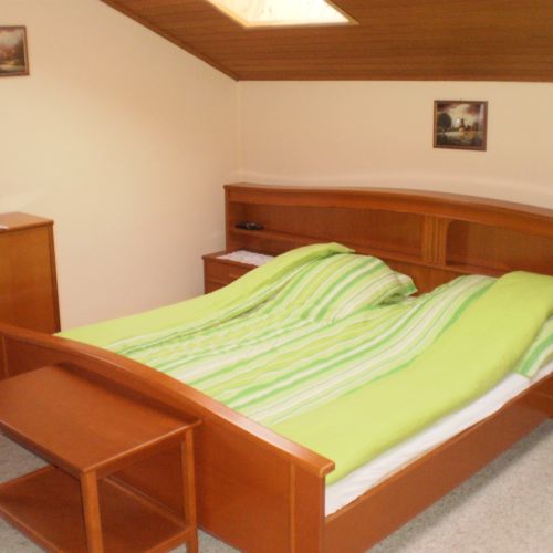 Vierbettzimmer im Dachgeschoss