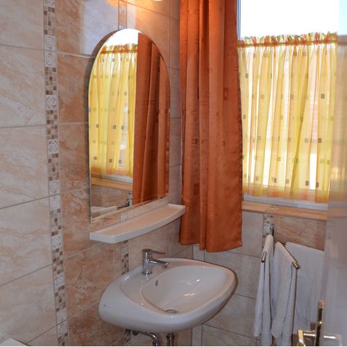 Upstairs Ground Floor 2-Room Apartment for 4 Persons