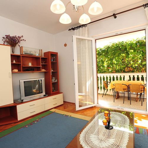 Family Apartman pro 4 os. se 2 ložnicemi na poschodí (s možností přistýlky)