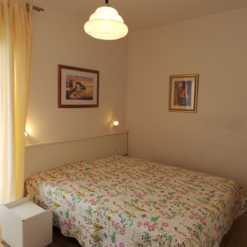 2-Zimmer-Apartment für 4 Personen Obergeschoss mit Balkon