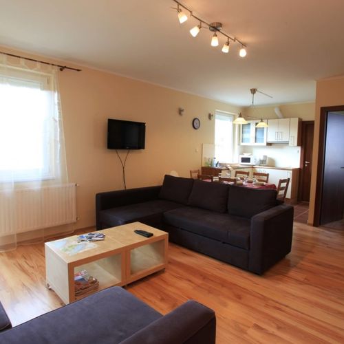 Apartament 6-osobowy Deluxe Family z 2 pomieszczeniami sypialnianymi