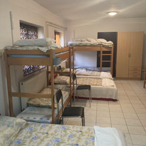 Yard View Ground Floor 10 Person Room (extra beds available)