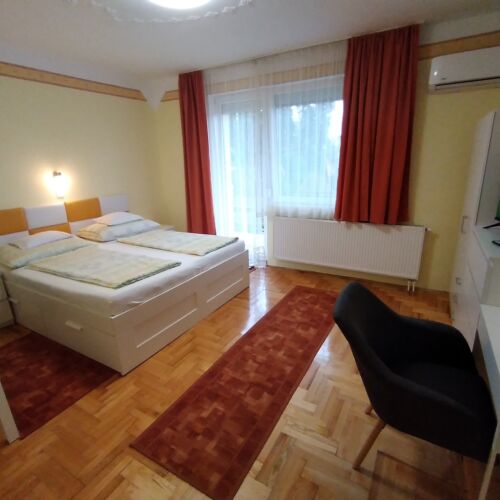 Apartament 2-osobowy z balkonem z klimatyzacją z 1 pomieszczeniem sypialnianym