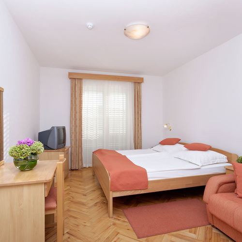 Pogled na vrt Balkon soba sa francuskim krevetom (za 2 osoba(e))