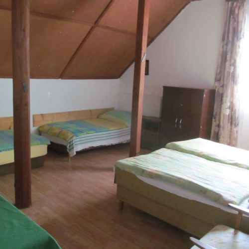 Family Pokoj pro 4 os. na poschodí