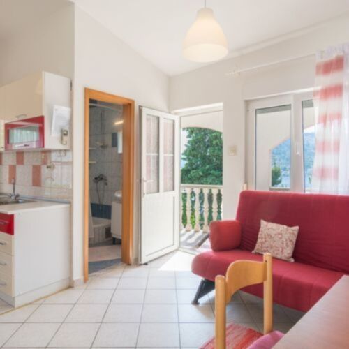 Sea View 2-Room Apartment for 4 Persons 