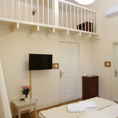 Rezydencja pokój 2-osobowy Przyjazny podróżom rodzinnym z antresolą z 1 pomieszczeniem sypialnianym (możliwa dostawka)