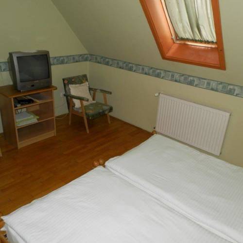 Mansard Twin Room