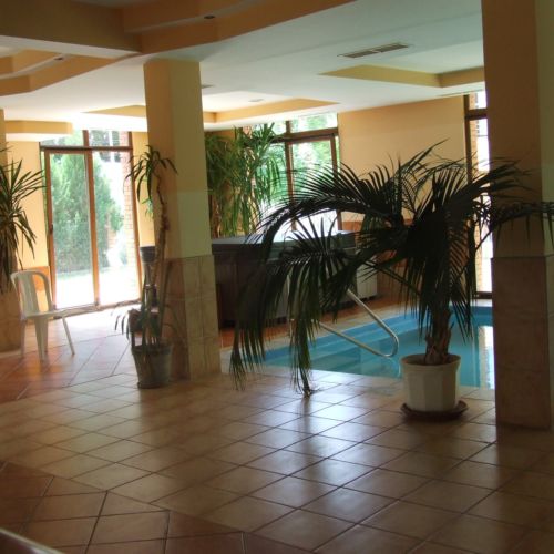 Apartament 4-osobowy na piętrze z balkonem z 2 pomieszczeniami sypialnianymi (możliwa dostawka)