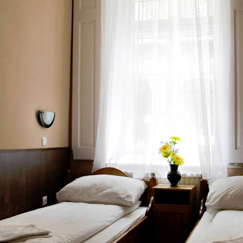 Deluxe Zweibettzimmer mit Badezimmer