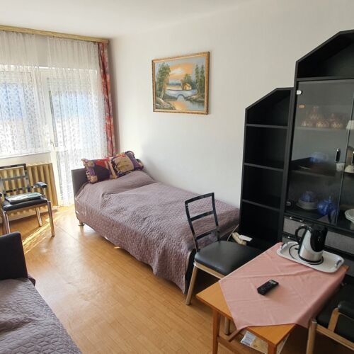 Camera tripla confort la etaj