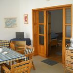 Apartament la parter cu vedere spre gradina cu 1 camera pentru 2 pers. (se poate solicita pat suplimentar)