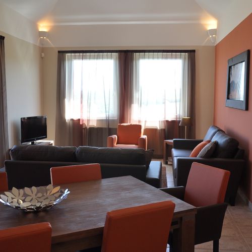 Apartament 6-osobowy Komfort z tarasem z 3 pomieszczeniami sypialnianymi