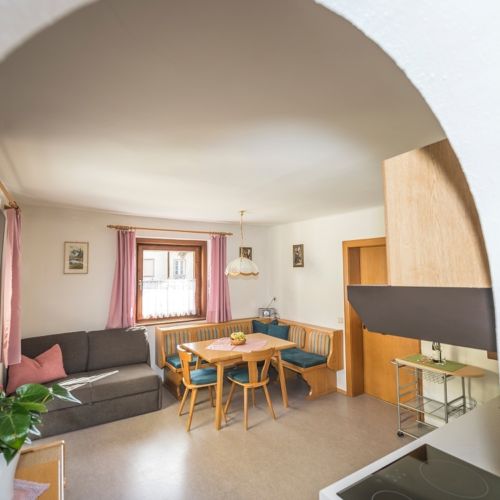 Family Apartman s balkónem pro 5 os. se 2 ložnicemi (s možností přistýlky)