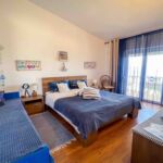 Tengerre néző emeleti 4 fős apartman 2 hálótérrel (pótágyazható)