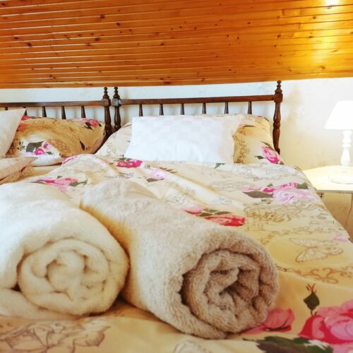 Panoramic Upstairs 1-Room Apartment for 2 Persons