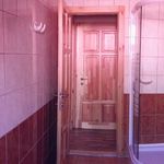 Emeleti fürdőszobás háromágyas szoba (pótágyazható)